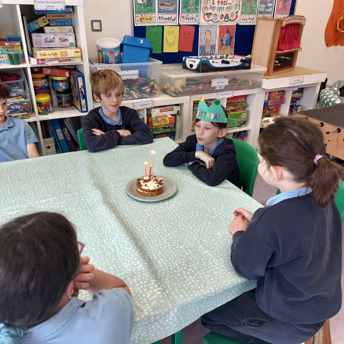mswalshsclass1's tweet photo. Busy week out picking apples and using them to make delicious apple crumbles and chocolate apples. We also celebrated S's birthday. https://t.co/WVHEbSLofX