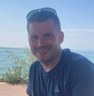 A man who died after a collision with a car in Smethwick has been named as one of our police officers. Sgt Paul Frear, who worked @WolvesPolice, was on his way to work when the tragedy happened. Our thoughts are with Paul's friends and family. More 👉 ow.ly/m1xU50POGnS