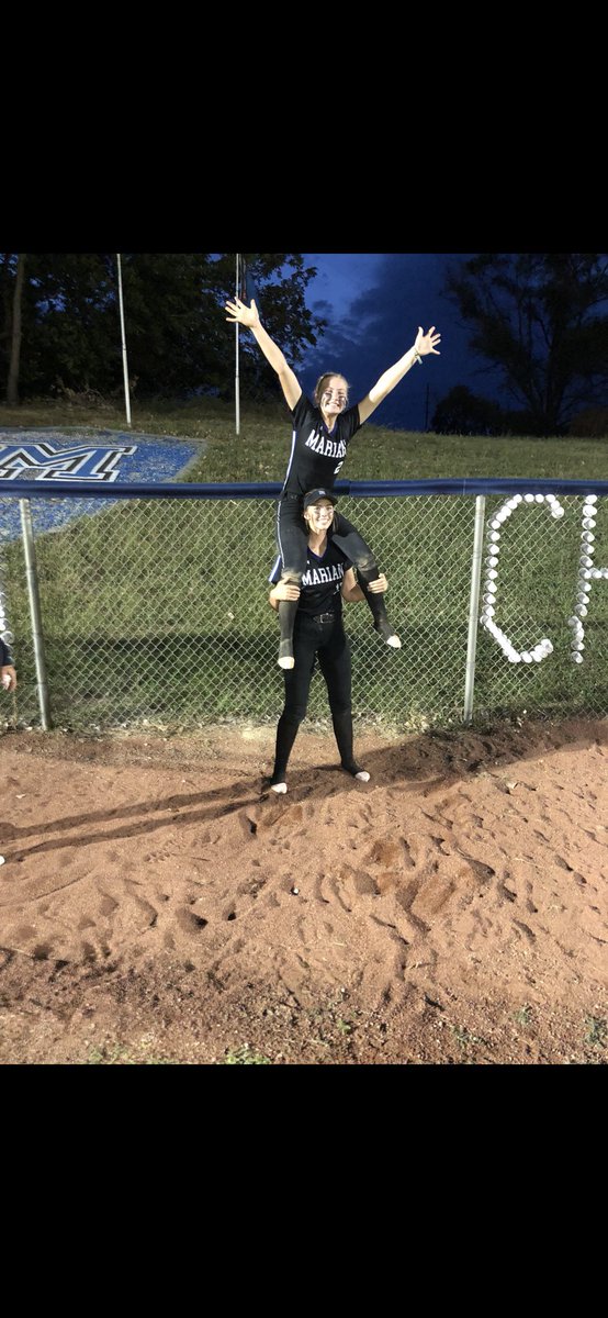 joel_jkincaid10's tweet photo. @KincaidBrooklyn  @CharityCurtis07 living life to the fullest!!! https://t.co/m2sg7GjVcm