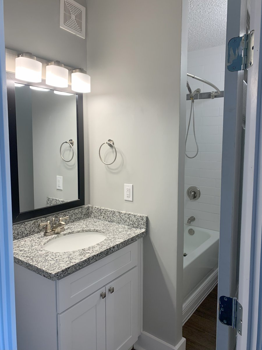 ClearLakePlace's tweet photo. 601 N
C Floor Plan
Perfect for entertaining!!
https://t.co/9andqQGguT
#movetohouston, #movetotexas, #clearlaketx, #midrisebuilding, #locationlocationlocation, #apartmentsforrent, #apartmentsforlease,
#livebythelake❤️,#livebythebay https://t.co/nVIPc3YYkg