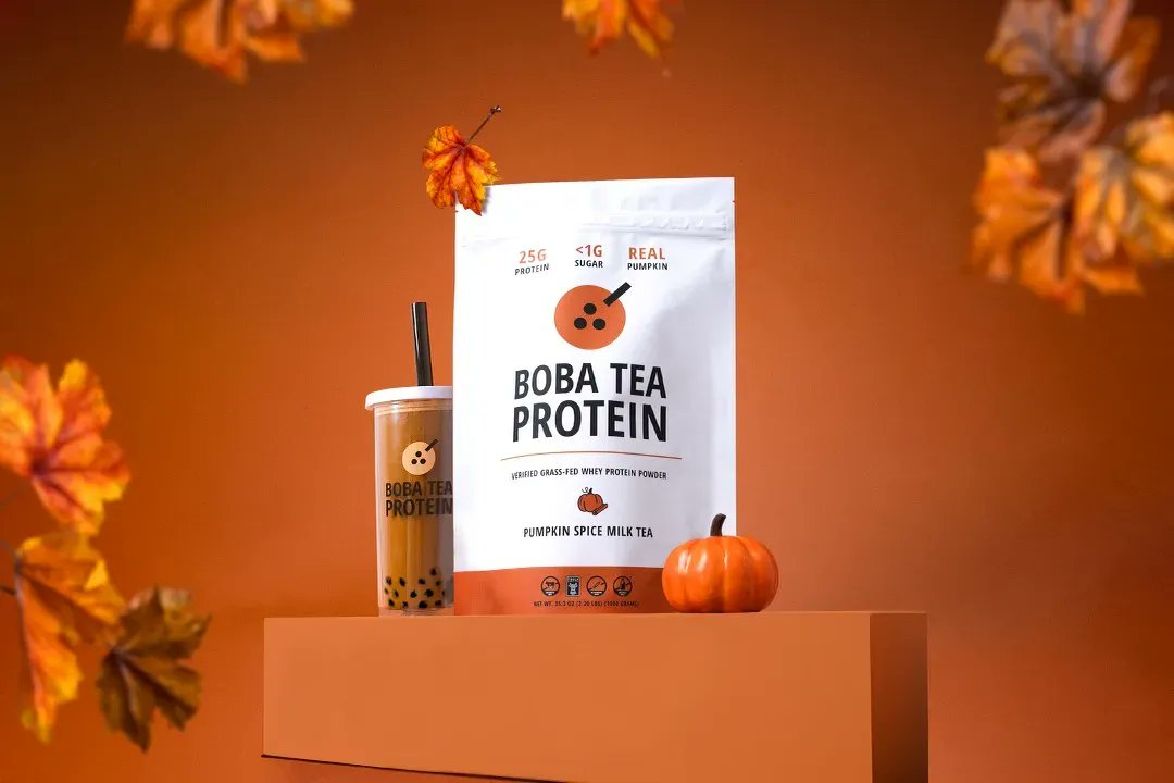 BobaTeaProtein's tweet image. 🎃 GIVEAWAY 🎃 There's less than 24 HOURS left until our Pumpkin Spice Milk Tea launches, and we're picking THREE WINNERS to each receive a $25 gift card to use on this launch. 

How to win:
👉 Follow us
❤️ Like this post
🔁 Repost

Drop Date 🚀 
09.23.23 • 10am PT • 12pm  CT