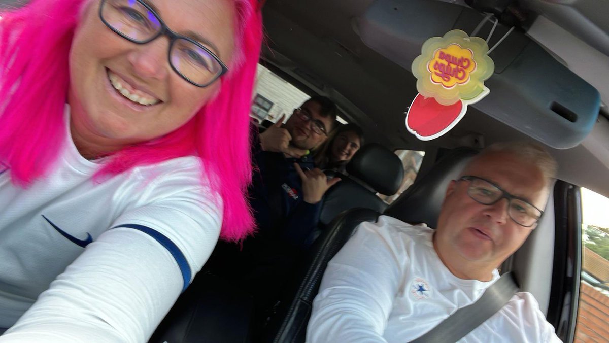 On our way to watch the <a href="/Lionesses/">Lionesses</a> 🏴󠁧󠁢󠁥󠁮󠁧󠁿