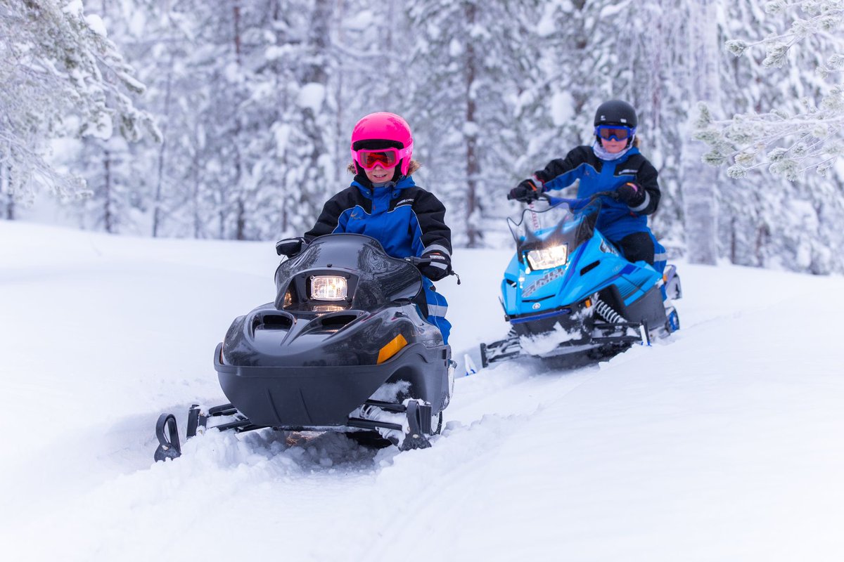 UniqueLGetaways's tweet photo. Try something new on your next winter ski holiday. We can totally recommend ice driving, snow mobiles or dog sledding! Experiences that will stay with you forever! ✨
https://t.co/xq3VyaG7r0

#icedriving #snowmobiling #wintersport #beautiful #fridaymorning https://t.co/p2yXLb7XTA