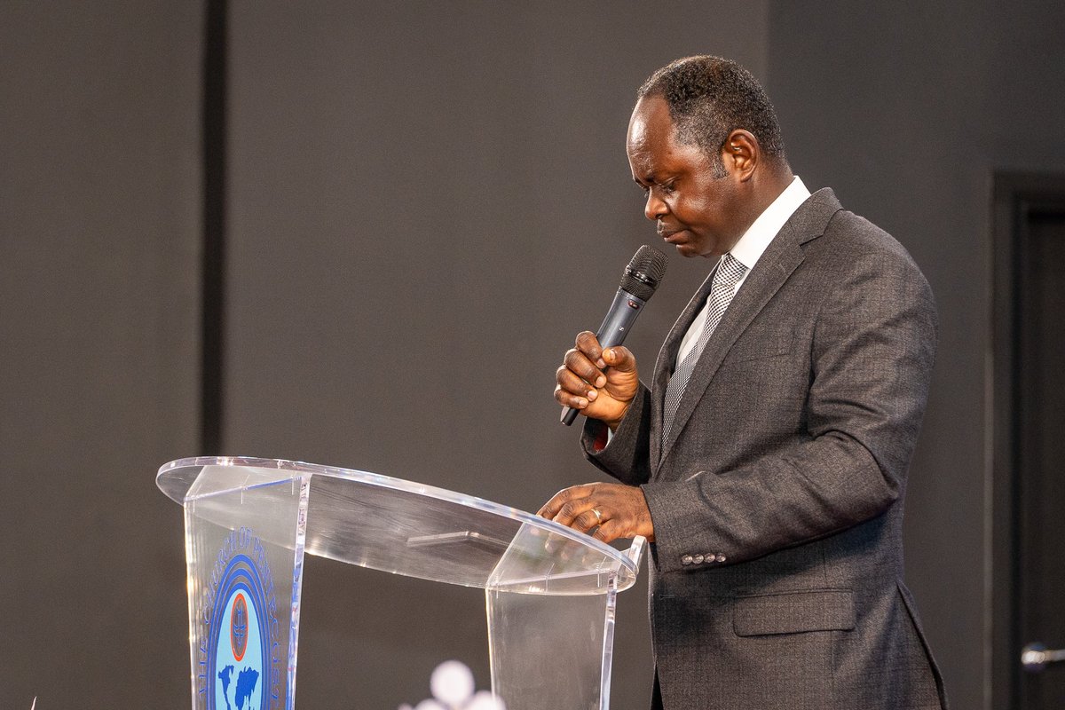 #Throwback to our Communion  Sunday service. Which is every first Sunday of each month. Why not give us a visit this Sunday? 🙈☺️☺️💫
 Click on the link ⬇️⬇️ 
youtube.com/live/YtkPF8kKJ…
to watch!!
#ThanksgivingSunday #piwcfgt #MaximumImpact #breakingbread