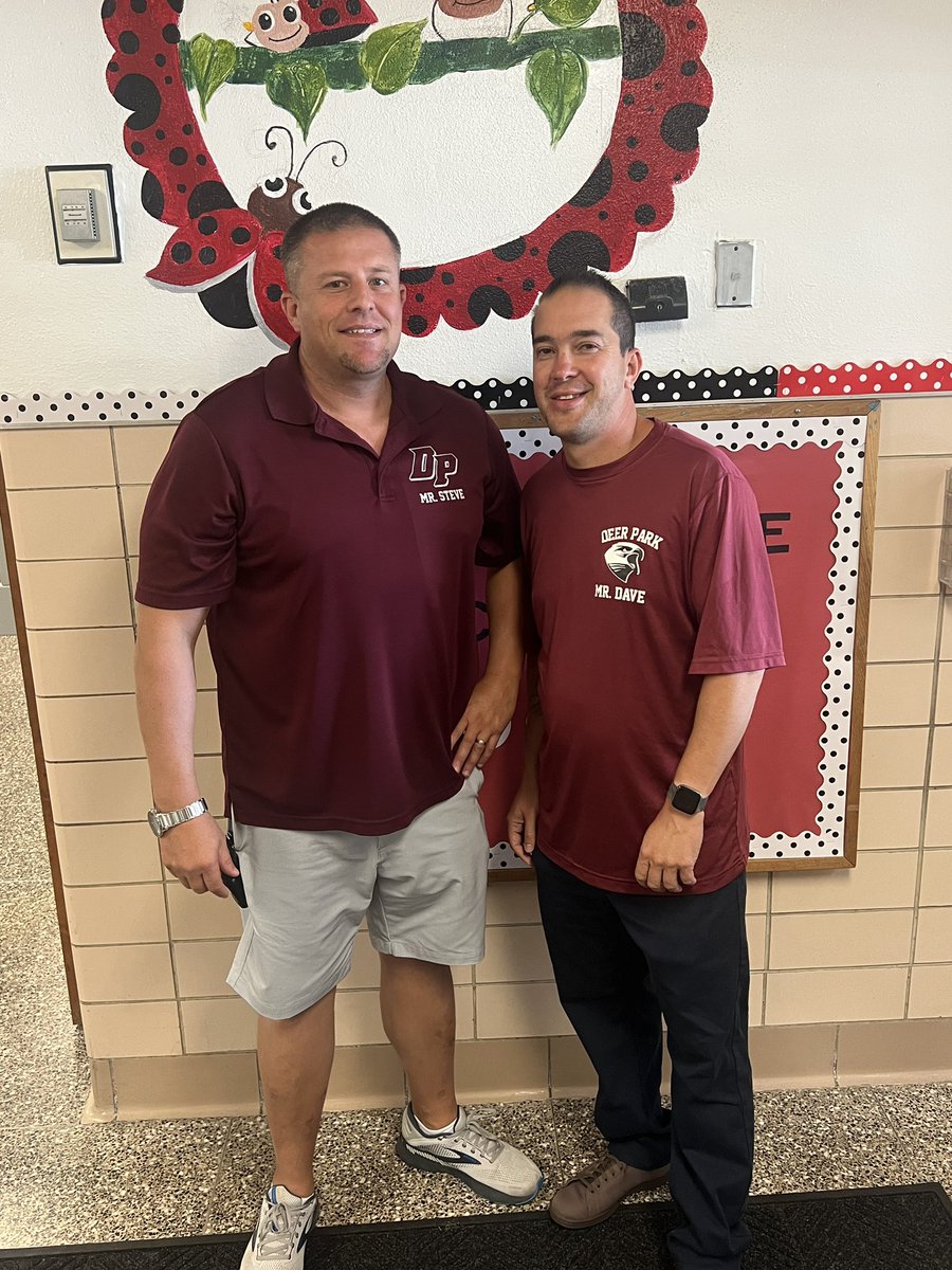 Wishing a very happy School Security Guard Appreciation Day to two of the very best! We are so lucky to have Mr. Steve &amp; Mr. Dave to keep our students, staff, and faculty safe! Thanks for all you do! #theplacetobemoore #dpsdny <a href="/TamAlcalde/">Tammy Alcalde</a> <a href="/MissEssig/">Ms. Essig</a> 🐞