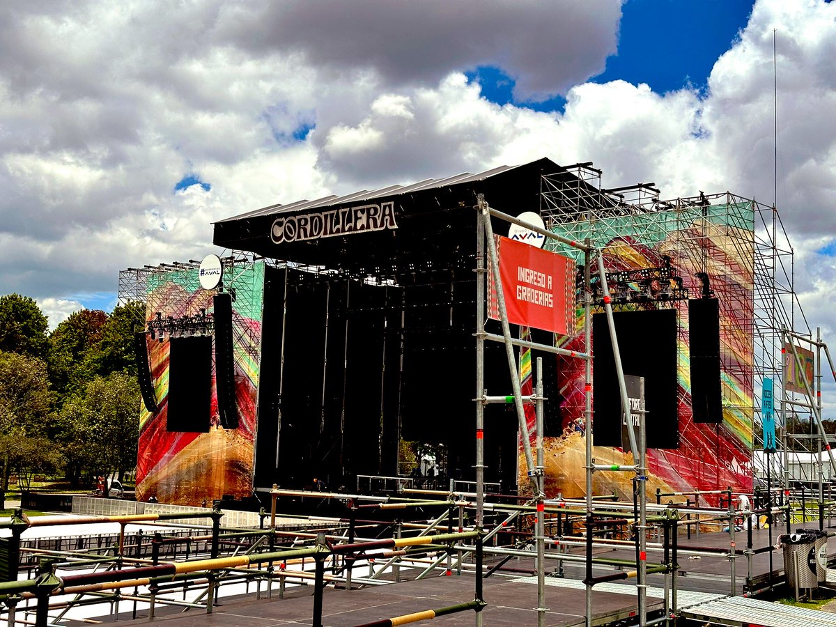 MUSICTRENDS Colombia tweet media