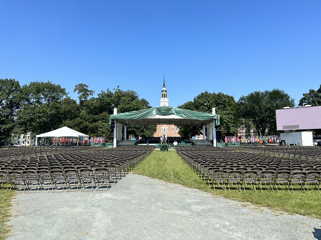 The stage is set and the weather is perfect. 🌞 Join us today at 3 p.m. for the historic Inauguration of @sianbeilock as our 19th president! 🎉 #WelcomeHomeSian All the details: bit.ly/3t0NfMS