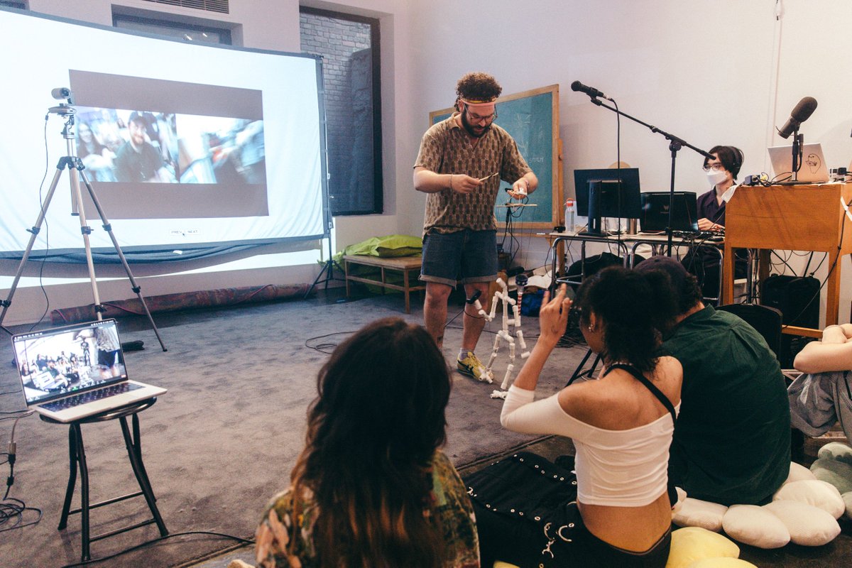 sfpc's tweet image. Check out the blog post by Todd Anderson @toddwords about Experiments in Networked Performance an online/irl class co-taught by Todd &amp;amp; Tiri Kananuruk @ngonngontiri where we explored new ways of being audiences &amp;amp; performers: sfpc.study/blog/screaming…