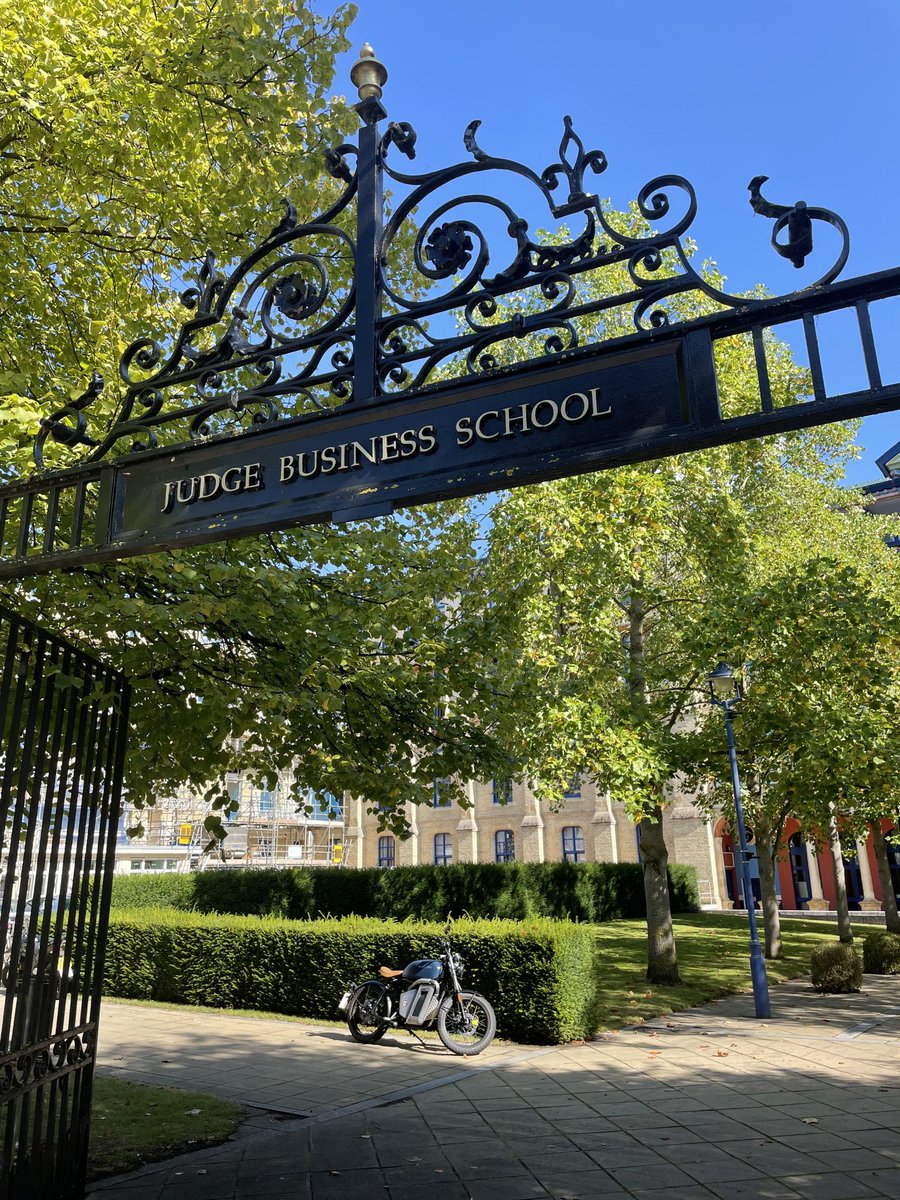 Joanna Yarrow tweet media