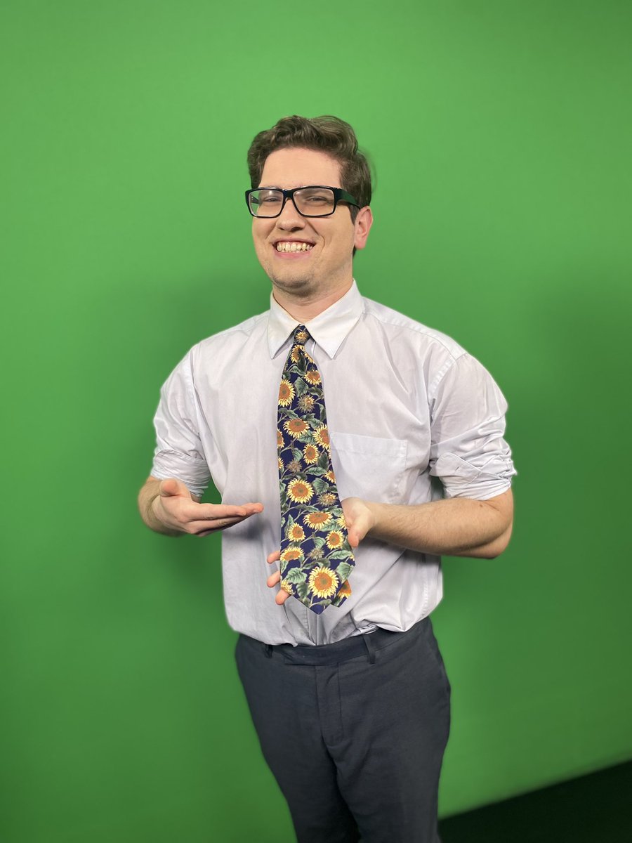 RyangoldWX's tweet photo. Since today is the last day of summer and it’s sunny, I figured I would wear one of the new ties @BlissZechman got me for a sunflower #funtiefriday! https://t.co/vWT2UkZuR4