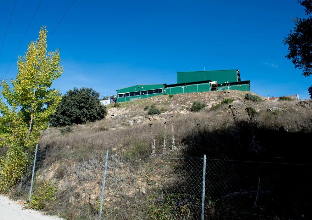 callaroshostia's tweet image. ya he llegado a guadalix para gritarle a oriana que el novio le está siendo infiel para desestabilizarla y provocar su abandono!! decidme si se escucha chicas 😘😘  #GHVIP22S