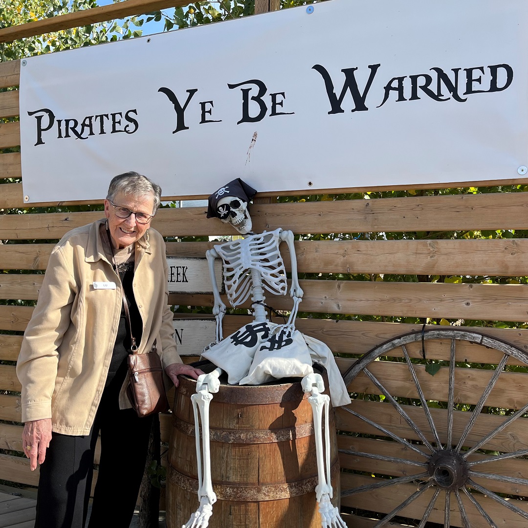 trinitymanor's tweet photo. Thank you Cedar Creek Gardens for having us!
#cornmaze #Seniorliving #yqr 
https://t.co/wztOHNQ8Og https://t.co/L8VioBOuet