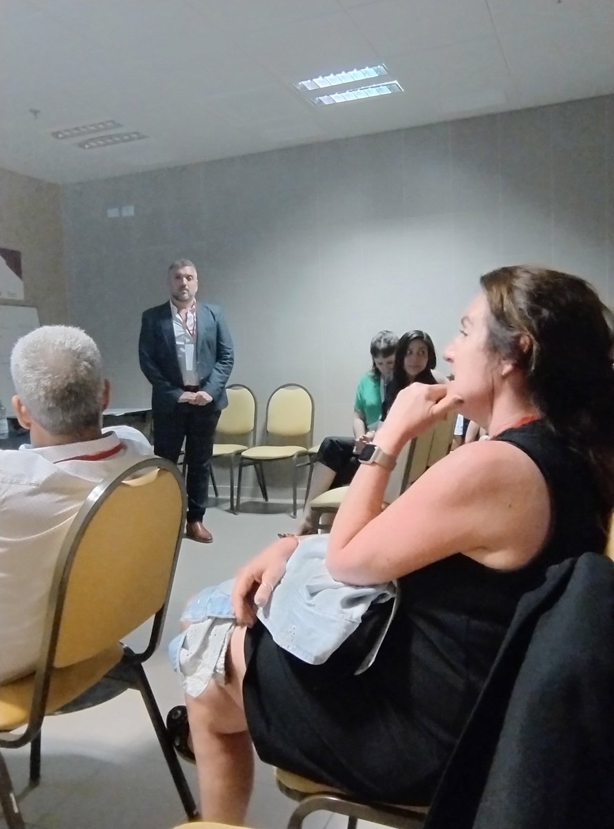 <a href="/MaxidSanchezok/">Maxi Sanchez</a> acaba de presentar su estudio CARACTERÍSTICAS Y EVOLUCIÓN DE NIÑOS TQT EN UNA UCIP en el marco del 33° congreso de la <a href="/SATIarg/">SATI</a> 
Hospital Italiano
<a href="/cskcipsati/">CKI Pediátrico</a> <a href="/CKISATI/">CKI</a>