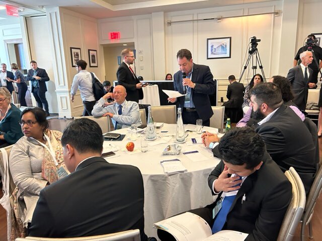 PasternakTO's tweet photo. I had the honour of representing @MayorOliviaChow in NYC this week at the #StrongCitiesSummit to discuss with city leaders from around the world, ways we can work stronger together to combat hate and enhance Toronto’s anti-hate strategy.
My work on this vital issue continues! https://t.co/iRLGzcGAxG