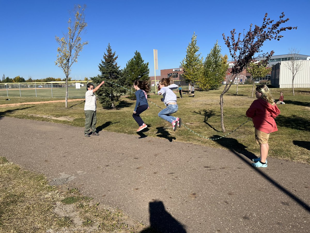 Heather Redfurn tweet media