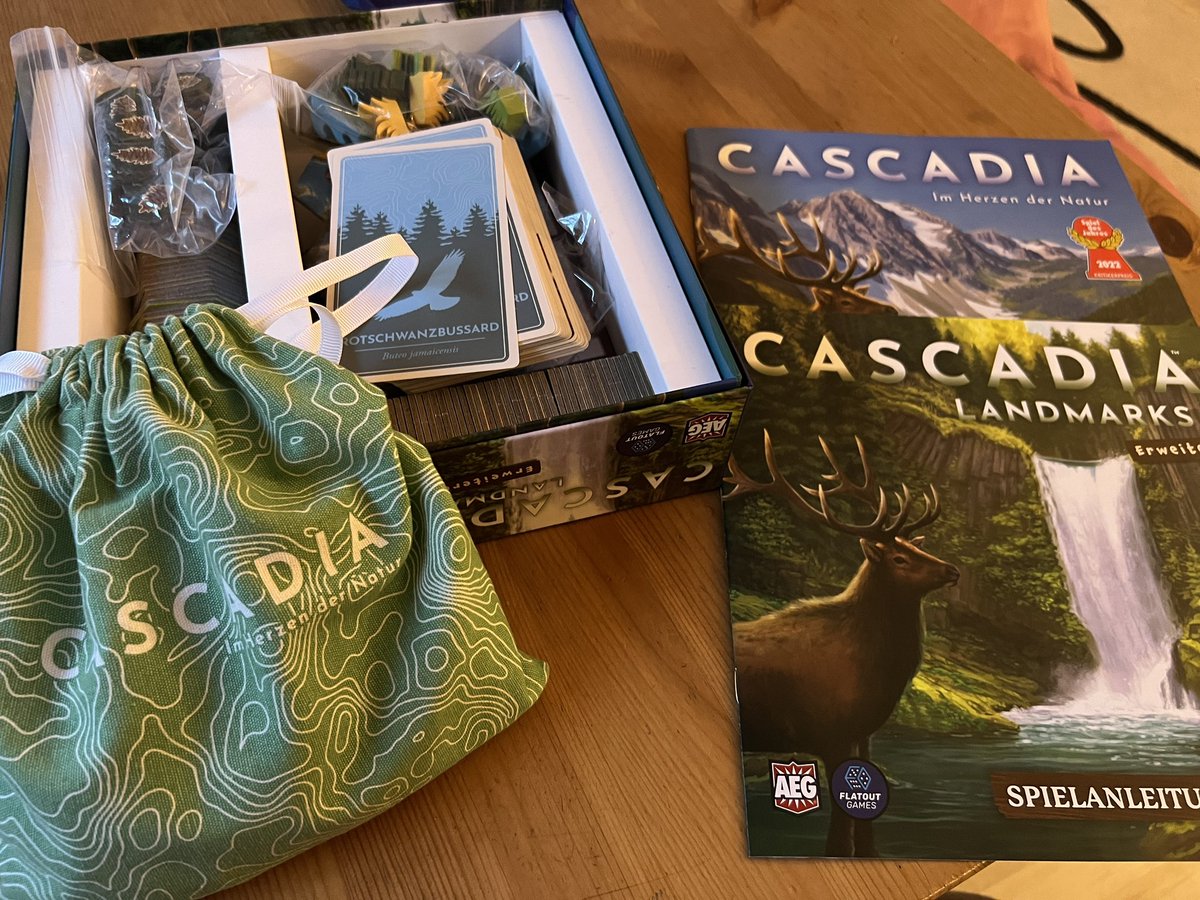 Hey my friends at <a href="/Folded__Space/">Folded Space</a> , I would reaaaaallly appreciate a solution for #Cascadia and it’s expansion #Landmarks ! ❤️ Can’t wait to see you in Essen!!