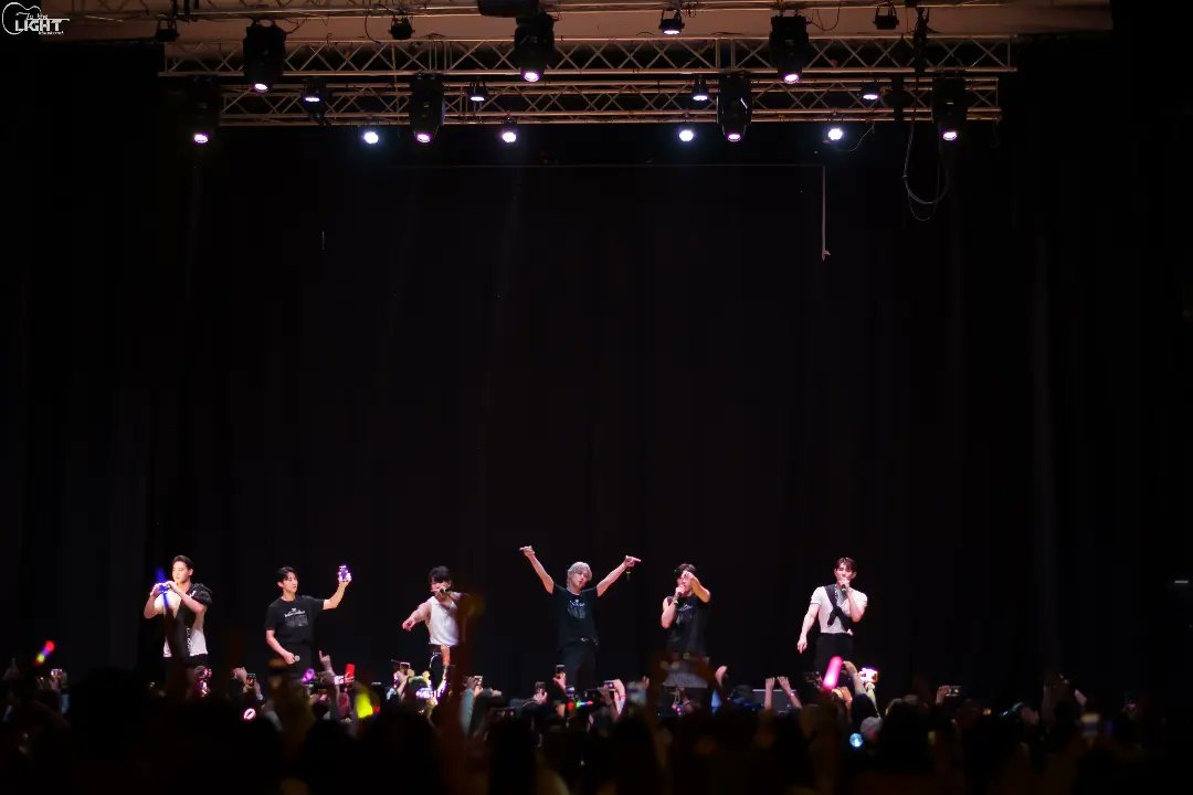 TO THE LIGHT. ENTERTAINMENT tweet media