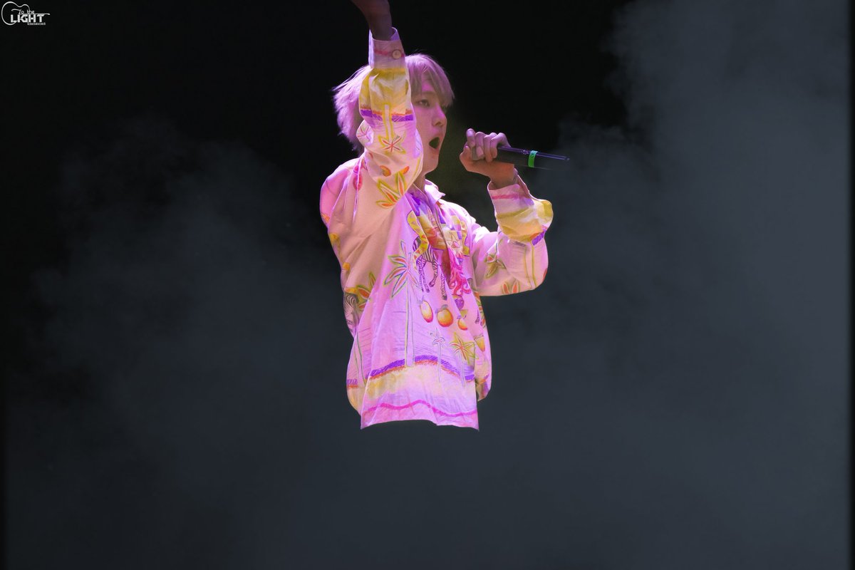 TO THE LIGHT. ENTERTAINMENT tweet media