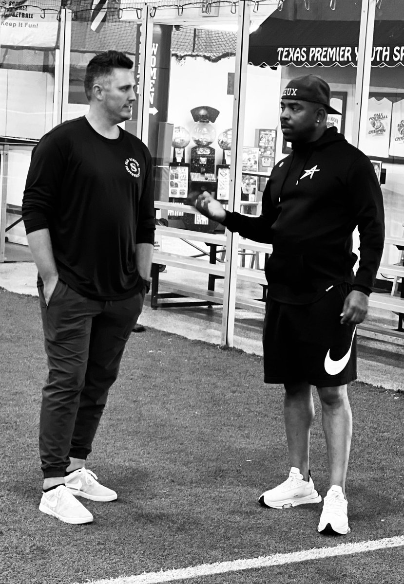 Nothing better than learning from the best DB coach in the country @ClayMackSkillz What a true pleasure gaining knowledge from someone as detailed and as passionate about his craft! This man is different…and on a level unmatched.