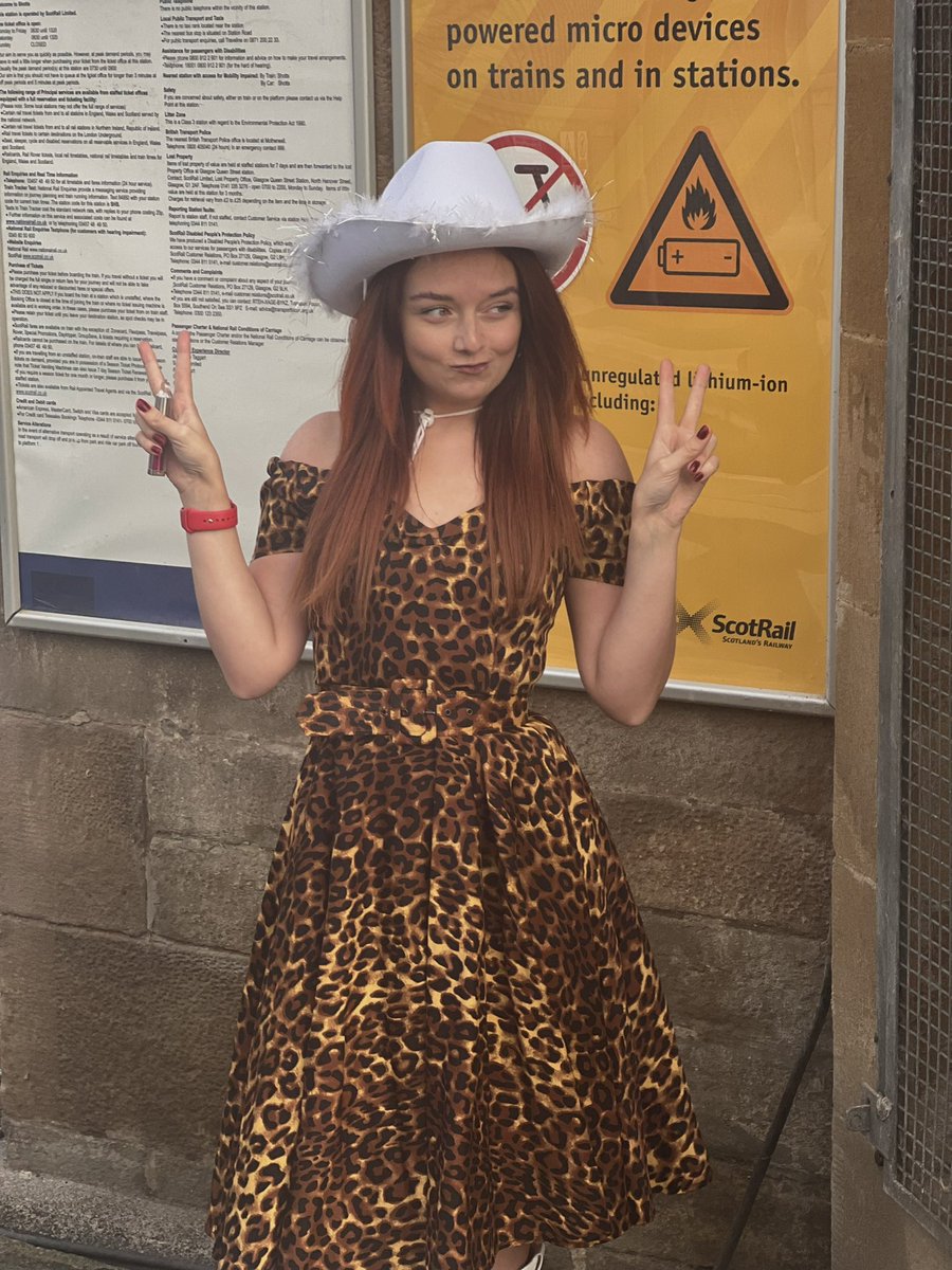 Second time in a row seeing <a href="/ShaniaTwain/">Shania Twain 💎💎💎</a> in person can’t wait !!
Ohh what a night getting to see your absolute idol over again ♥️♥️♥️