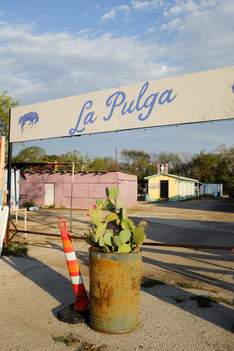 DJLilChopp's tweet photo. Golden Hour at La Pulga https://t.co/bIGhZqHTF3