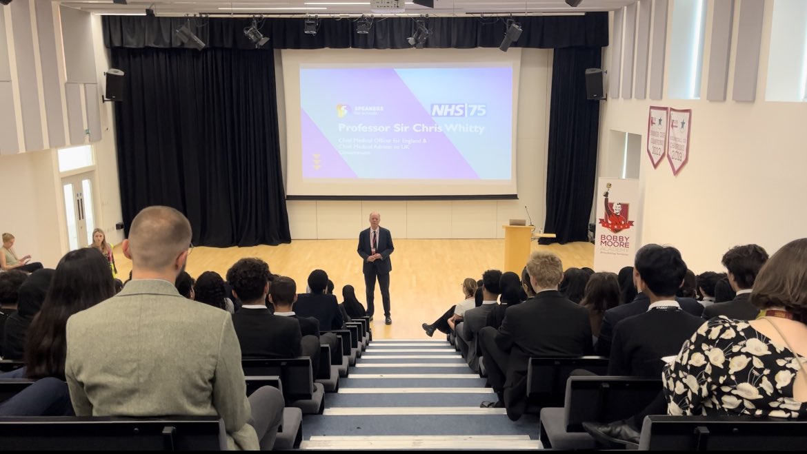 SarahDonnellys's tweet photo. Massive thank you to Professor Sir Chris Whitty for inspiring all of our Anionwu House future medics and sixth form scholars today. It was truly an honour to host him @BMooreAcademy #buildyourlegacy https://t.co/aX9p8NTZ8j