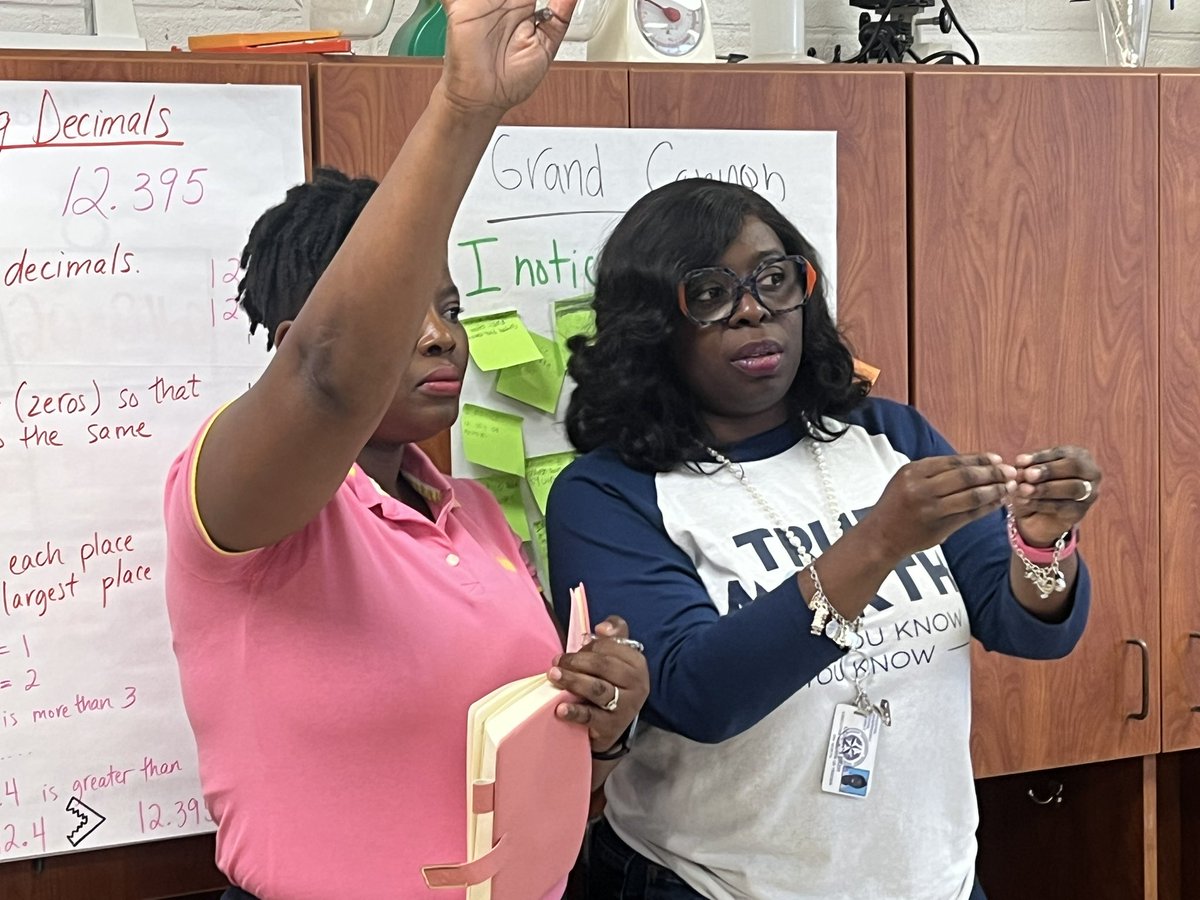 Leigha_Curry7's tweet photo. “Talent wins games, but teamwork and intelligence win championships." This team is 🔥 #bettertogether #trueNorth #factsoverfeelings #greenNGROWING 💚 #FirstNBest @HISDNorthDiv https://t.co/Z2Fp2o2NXP