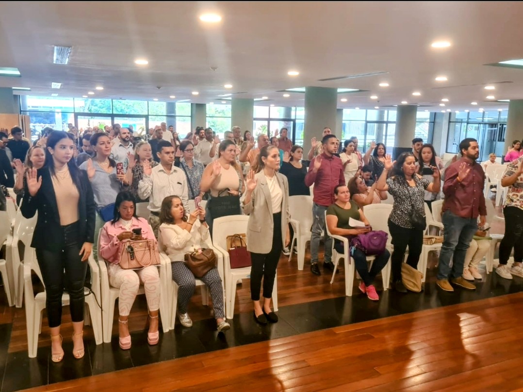 Consulado General de España en Caracas tweet media