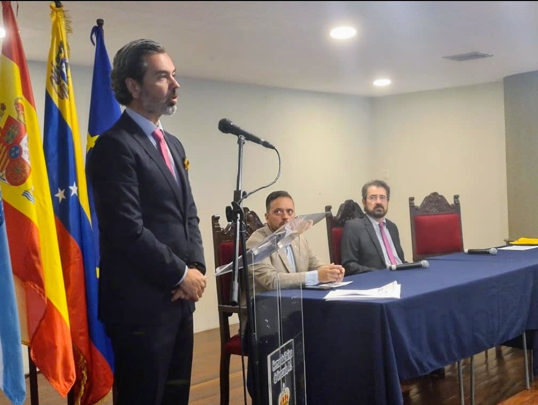 Consulado General de España en Caracas tweet media