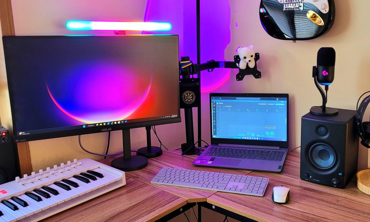 Focus Camera tweet media