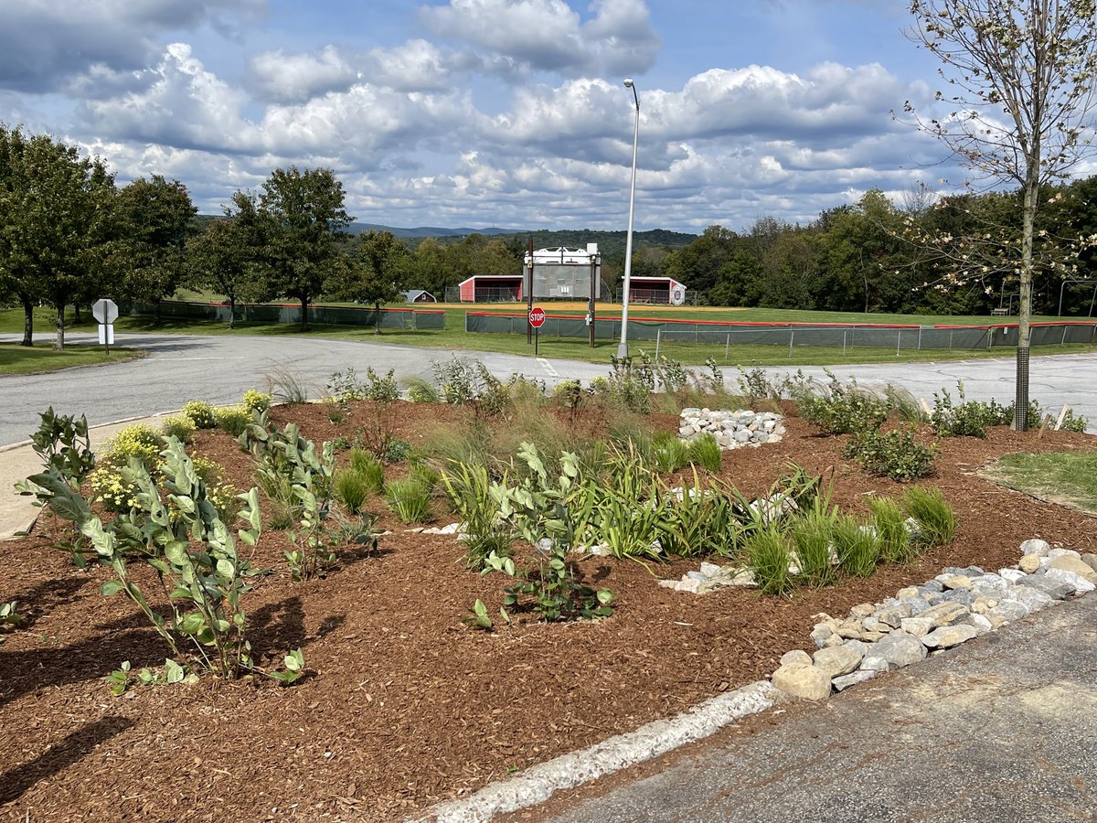 ⁦<a href="/HPRwildcats/">High Point Regional High School</a>⁩ Rain Garden is complete! Thank you to our Ss, Science Ts, Wallkill River Watershed, Wantage Excavating, and Rutgers University for their partnership on this community event! ⁦<a href="/HighPointSTEM/">Brian Drelick</a>⁩ #Wildcatpride