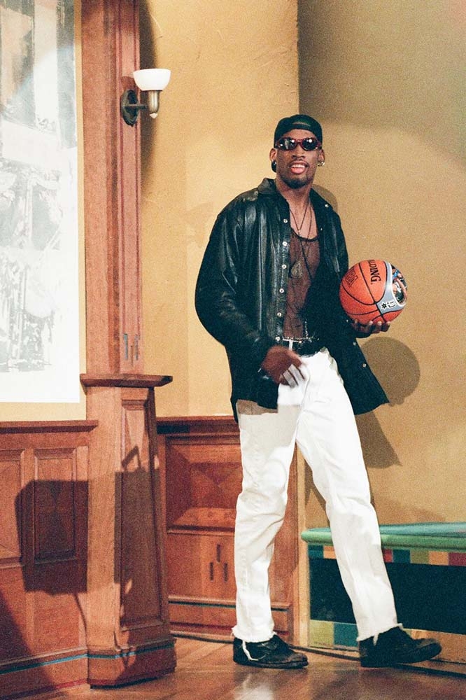 Creativ_Origins's tweet photo. Dennis Rodman on the set of The Tonight Show with Jay Leno https://t.co/jXZEdoWszN