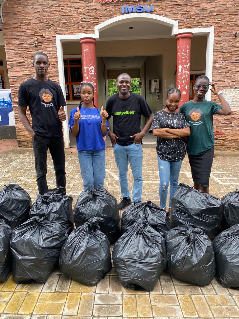 SustyVibes's tweet photo. The team in 📍Imo state university had an amazing experience executing their first-ever Street conference last Saturday. 

Swipe to see how it all went and give a shoutout to anyone you see in the comments. 👊🏾

#SustyVibersRock #WorldCleanupday2023  #SustyVibesWCD2023 #SustyVibes #staredownonpollution #EasternVibers #celebrateearth