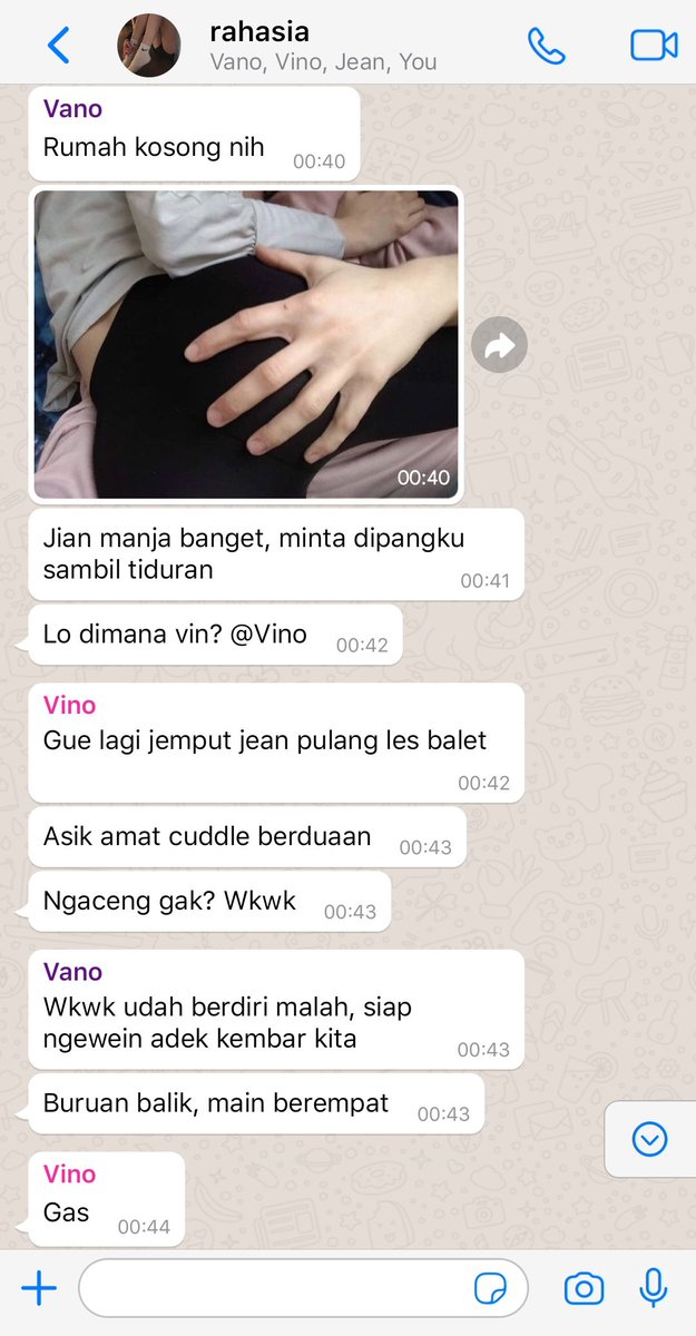 ambitchios's tweet photo. — duo kembar

cw // nsfw , mature content , bpkoo , mdni https://t.co/x4o1ZhSC6S