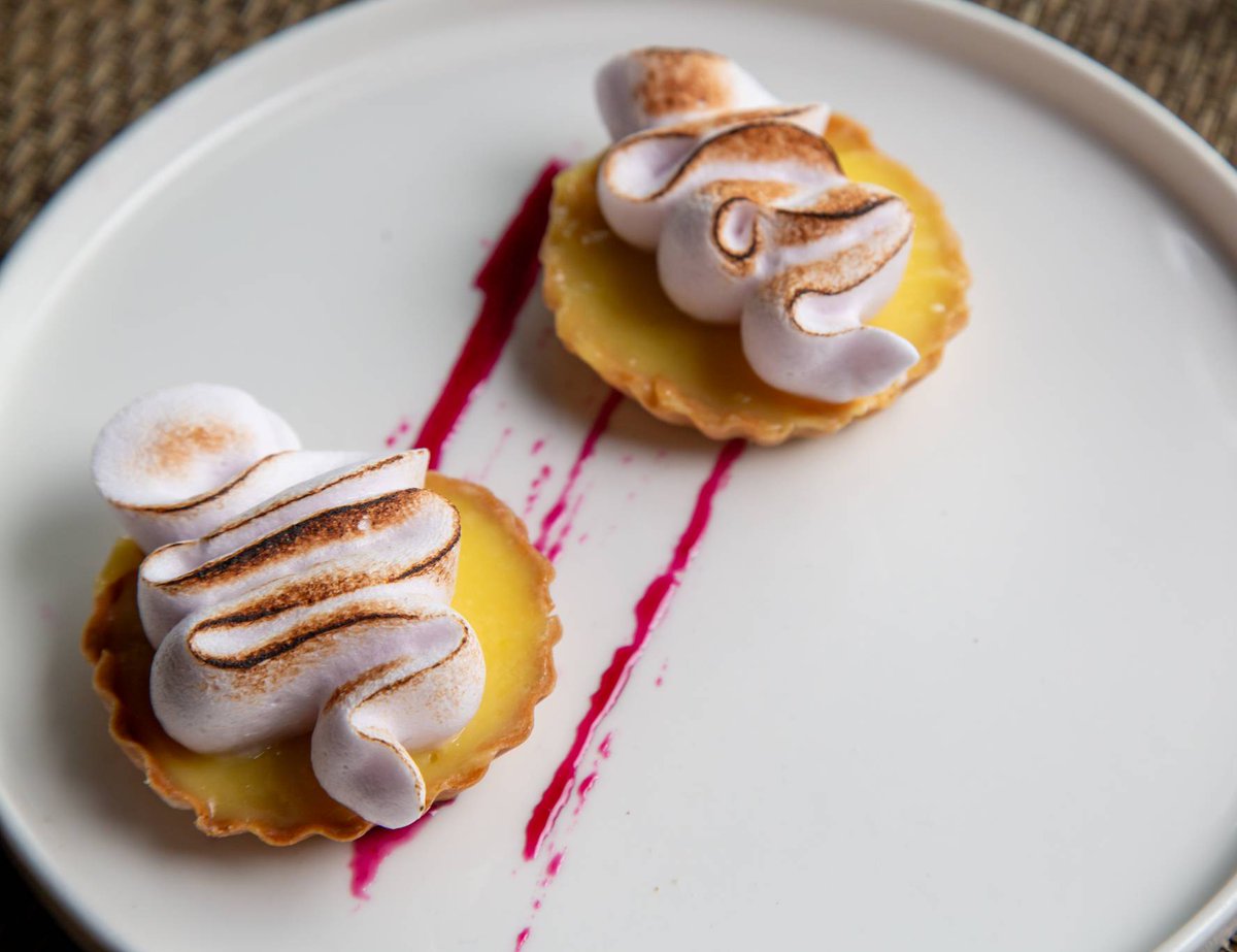 The perfect ending to a meal! 🍋😋

#Slate #Slateorlando #orlando #dessert #tart #lemontart #tasty #sweet #yummy