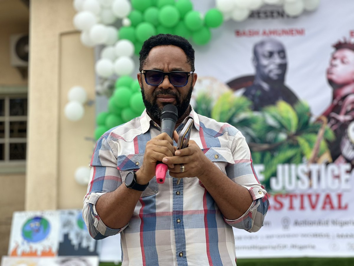 ActionAidNG's tweet photo. #GlobalClimateActionWeek - #ClimateJustice Arts Festival:
Country Director ActionAid Nigeria - Andrew Mamedu: It is my pleasure to tell you whole heartedly that ActionAid is taking the issue of climate justice very seriously and we will keep on supporting every work that https://t.co/W6bcgB29xv