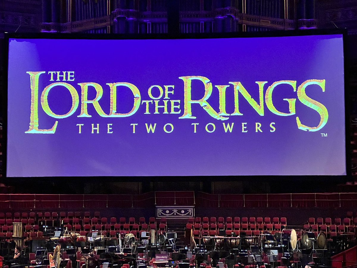 IreSlytherclaw's tweet photo. Friday night with the "Lord of the Rings: thw Two Towers " in concert at the Royal Albert Hall! 🤩

#lordoftherings #lotr #london #filmsinconcert https://t.co/okpUBAnoFH