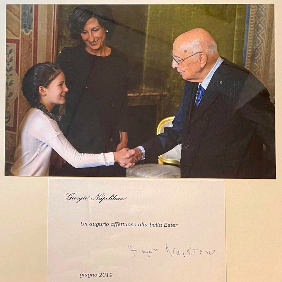 Matteo Renzi tweet media