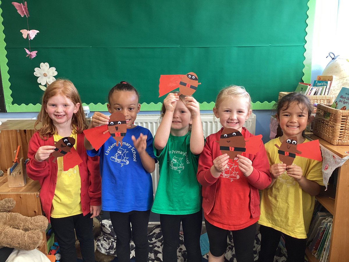Llysfaen2029's tweet image. #1CS are super proud of their ‘Supertatos’ and quite rightly so!  #EA #ACL #LLC #Supertato #SuperMeSuperYou 🦸‍♀️ 🦸🏽‍♂️