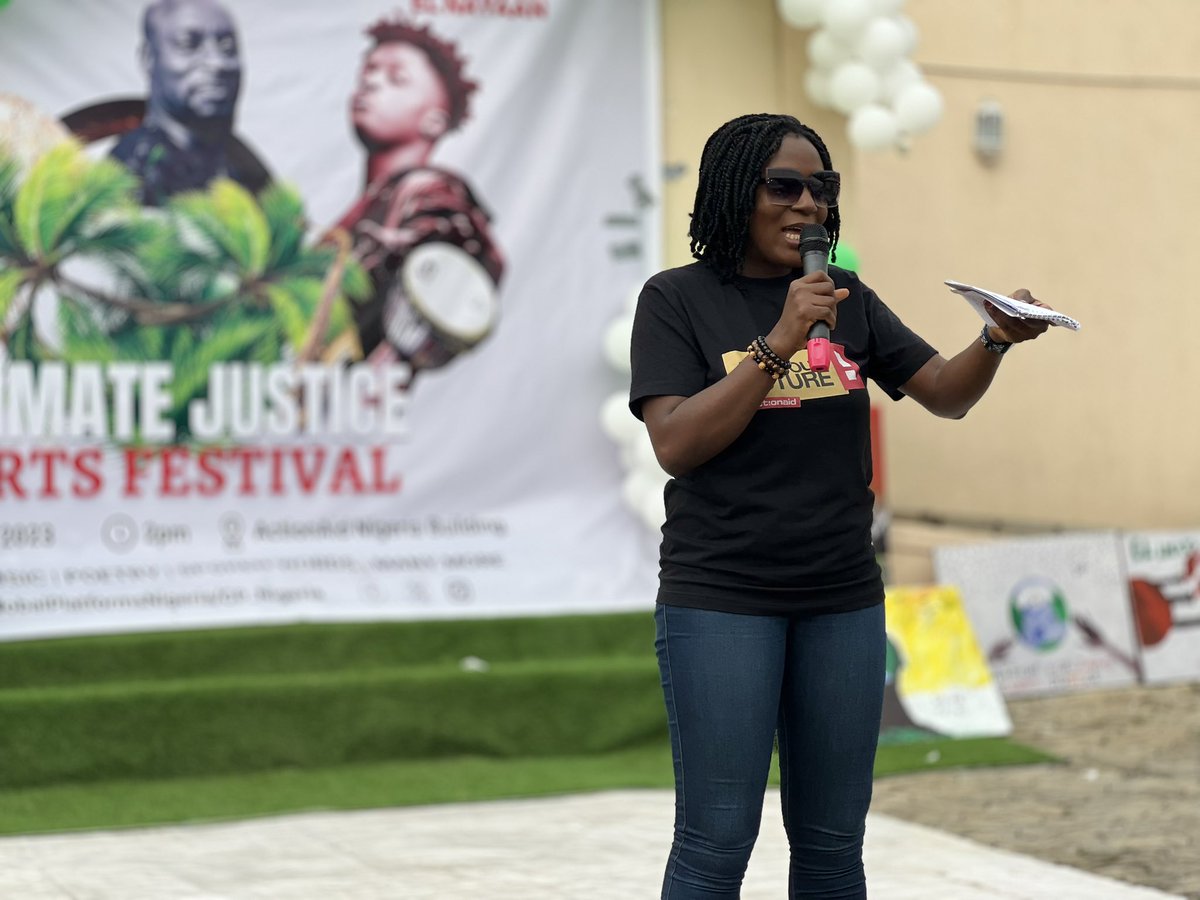 ActionAidNG's tweet photo. #GlobalClimateActionWeek - #ClimateJustice Arts Festival:
Announcement of prize winners, presentation of gift and group photo
#ClimateActionNow
#Globalplatforms
#ClimateAction
#FundOurFuture https://t.co/brdEqE2f1M