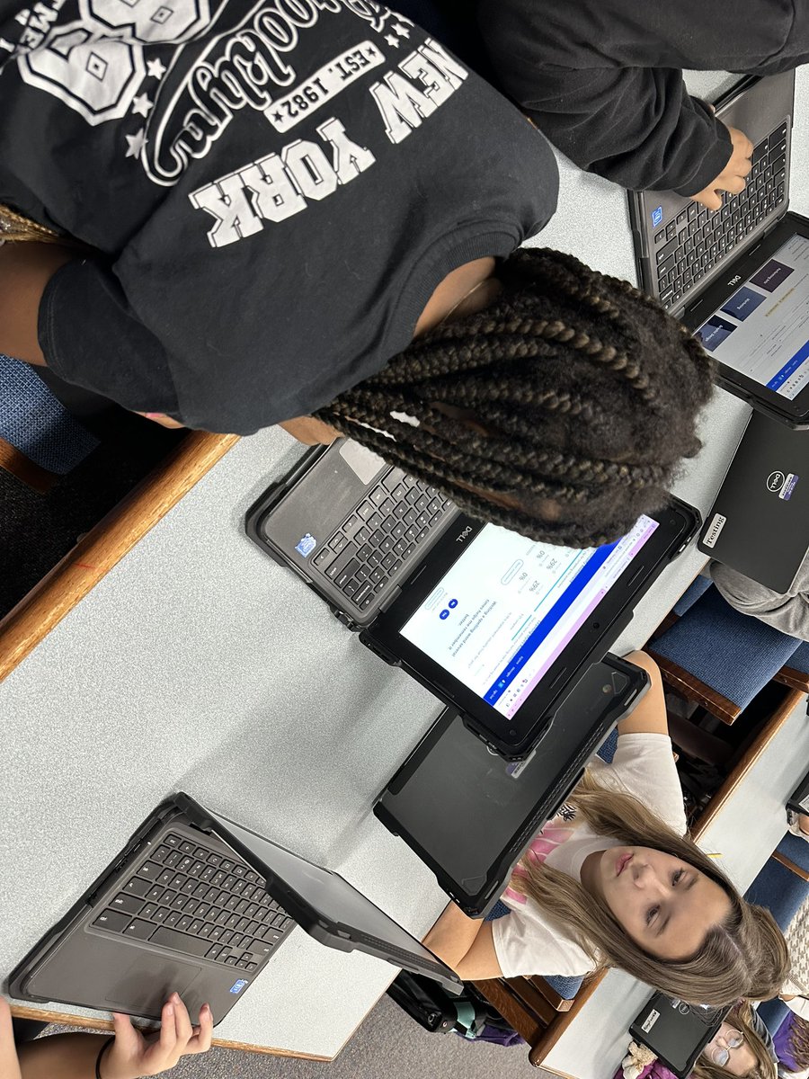 Dyann Wilson #BMSCounselor (@techcarewilson) on Twitter photo Our EPIC 6th Grade BobKats are having fun exploring <a href="/MajorClarity/">MajorClarity by Paper</a> 💜 <a href="/kella_price/">Dr. Kella Price</a> <a href="/WISDBrabham/">Brabham Middle School</a> <a href="/WillisSchools/">Willis ISD</a> #BeEPIC Our EPIC 6th Grade BobKats are having fun exploring <a href="/MajorClarity/">MajorClarity by Paper</a> 💜 <a href="/kella_price/">Dr. Kella Price</a> <a href="/WISDBrabham/">Brabham Middle School</a> <a href="/WillisSchools/">Willis ISD</a> #BeEPIC
