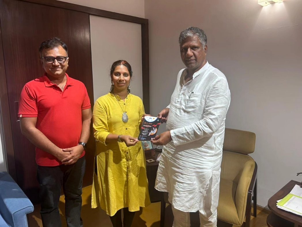OttilieAnban's tweet photo. Dignitaries invited for the launch of #Space & #Astronomy labs in #GovernmentSchools of #Karnataka. These labs are being set up by #SpaceESchoylar
& #HimalayanSpaceCentre with #DepartmentofPublicInstructionsDharwad. Coordination partners are #EvolveLivesFoundation & #DDCLICS. https://t.co/PqO1FKvShs