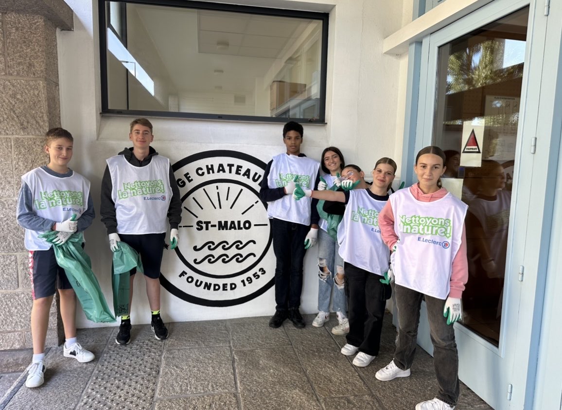LucasSophie7's tweet photo. Les 3ème option « Glisse et Développement durable » du collège Chateaubriand de St Malo ont participé     à «Nettoyons la nature» en partenariat avec É. Leclerc sur le Sillon et ses environs♻️. @DAACBretagne @acrennes ⁦@CollegeMalo⁩ https://t.co/8BiIsQrJcE