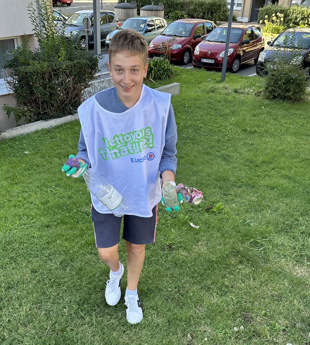 Les 3ème option « Glisse et Développement durable » du collège Chateaubriand de St Malo ont participé     à «Nettoyons la nature» en partenariat avec É. Leclerc sur le Sillon et ses environs♻️. @DAACBretagne <a href="/acrennes/">Académie de Rennes</a> ⁦<a href="/CollegeMalo/">collège Chateaubriand Saint-Malo</a>⁩