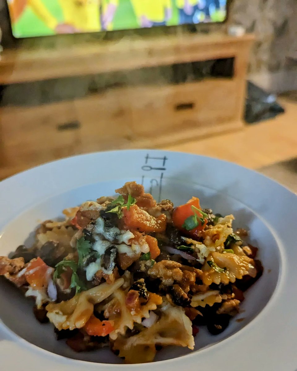 JonIn6OSeconds's tweet photo. 9 runs so far this week, also been a pretty good week on the food front!! 🤤👌🏻🔥
Pure running fuel 👊🏻💥
#ukrunchat #runningfuel #rungry https://t.co/YcFmSdN5E3