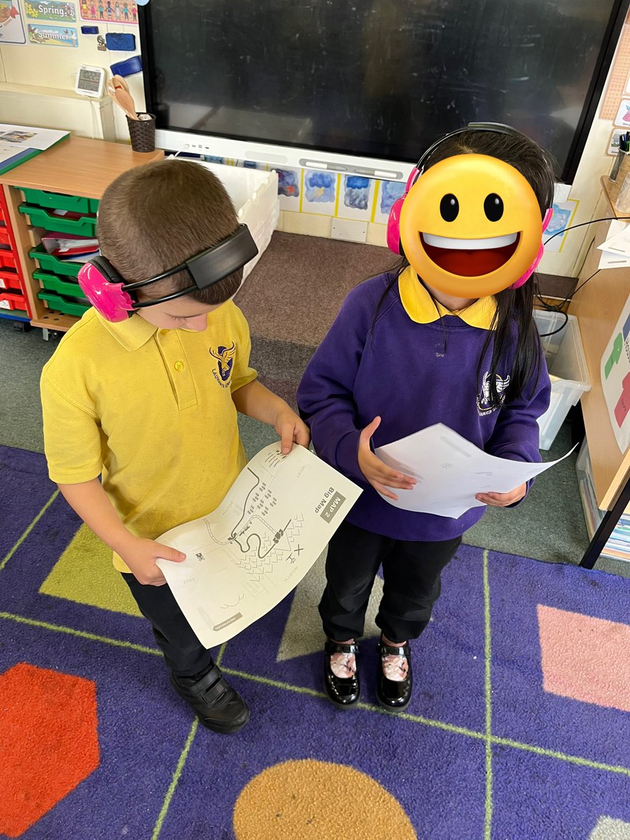 MissMcNamaraLHS's tweet photo. @MissDunworthLHS @HeadLHS @LHS_Watford @GeographyLHS23 We loved listening to the Now Press Play experience about maps @GeographyLHS23 @MissDunworthLHS https://t.co/J83NM2edRE
