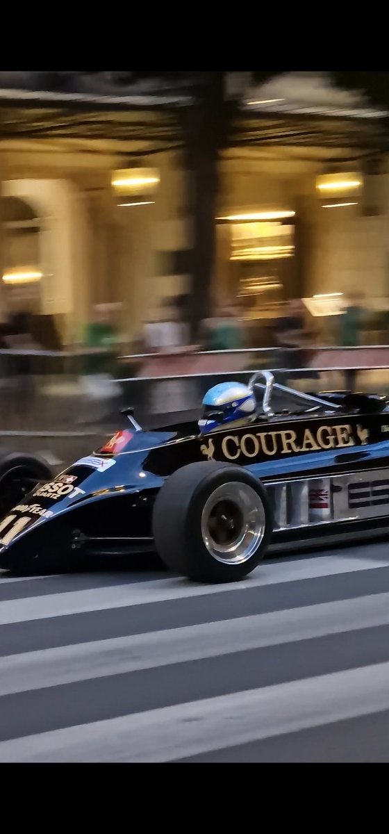 Red car go vroom tweet media