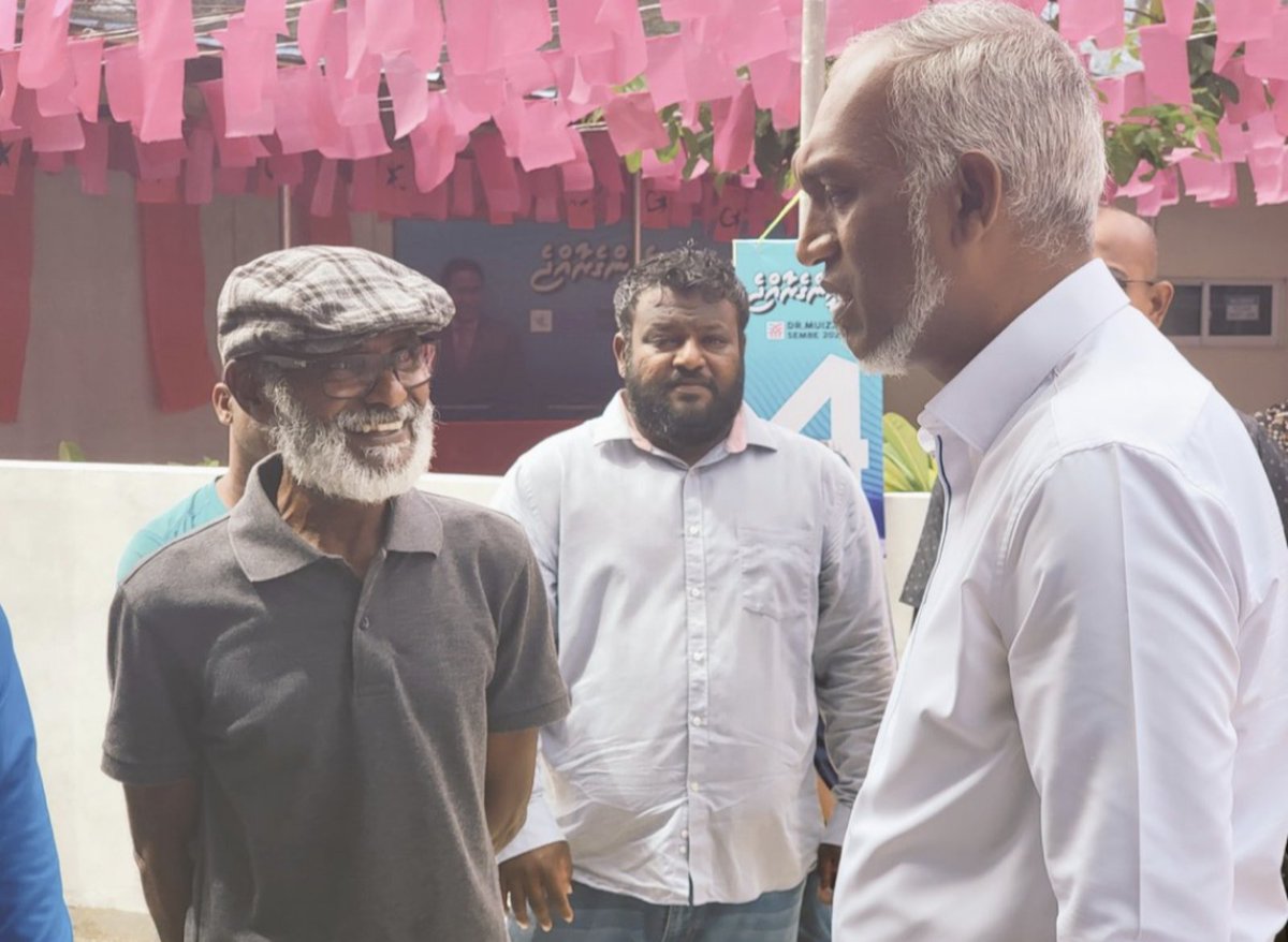 You might be a dr of engineering but Sandy knows more than you. it will take more than a handshake to convince Sandy to betray <a href="/TheDemocratsMV/">The Democrats</a> and <a href="/MohamedNasheed/">Mohamed Nasheed</a>