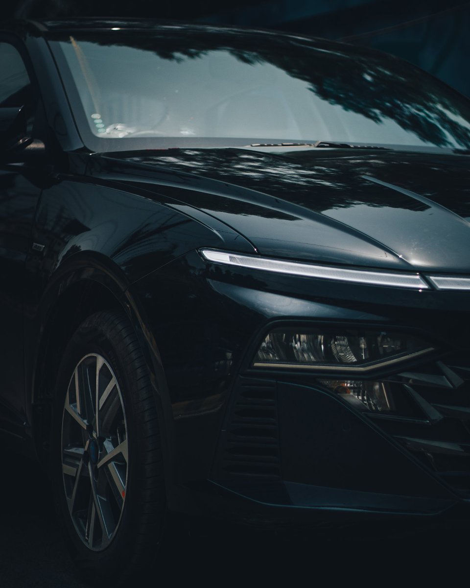 thethiirdeyee's tweet photo. Futuristic. Ferocious.
All-new @HyundaiIndia Verna 2023.

#Hyundai #Verna #Verna2023 https://t.co/rd6zpxzibF