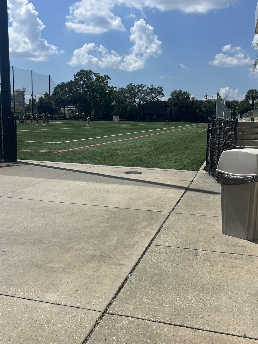 cece_hale1's tweet photo. Had a great day at the University of Tampa.  I want to thank the president of the team for showing me around this beautiful campus! https://t.co/IZLeQR8q4Z